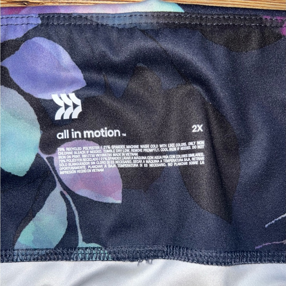 All In Motion workout leggings - Picture 3 of 3